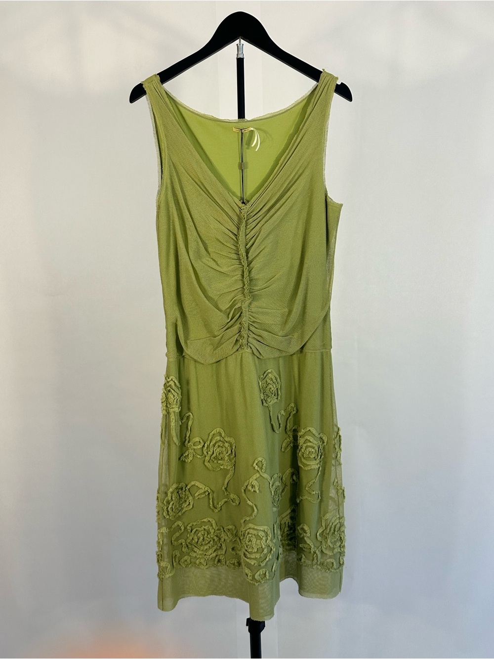 Max Studio Olive Green Sleeveless Ruched Midi Dress with Floral Embroidery